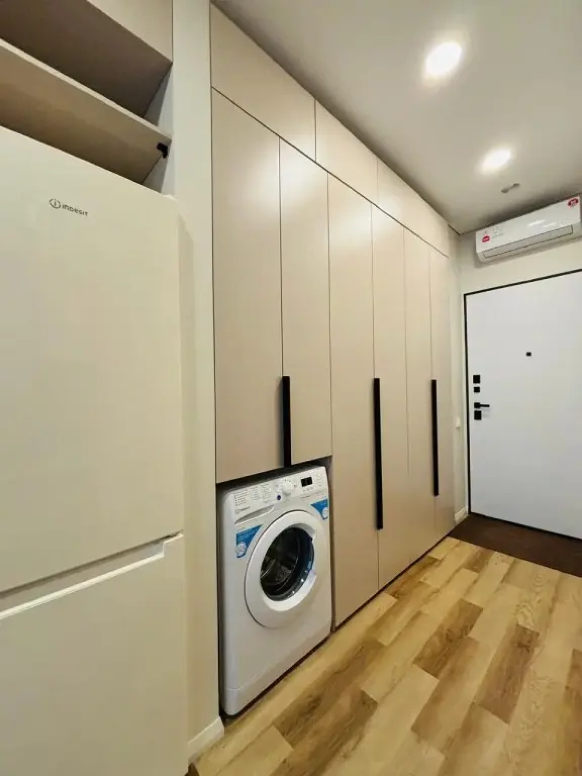 Апартаменты Студия Классическая с Видом на Город ЖК Метрополия Башня Афины