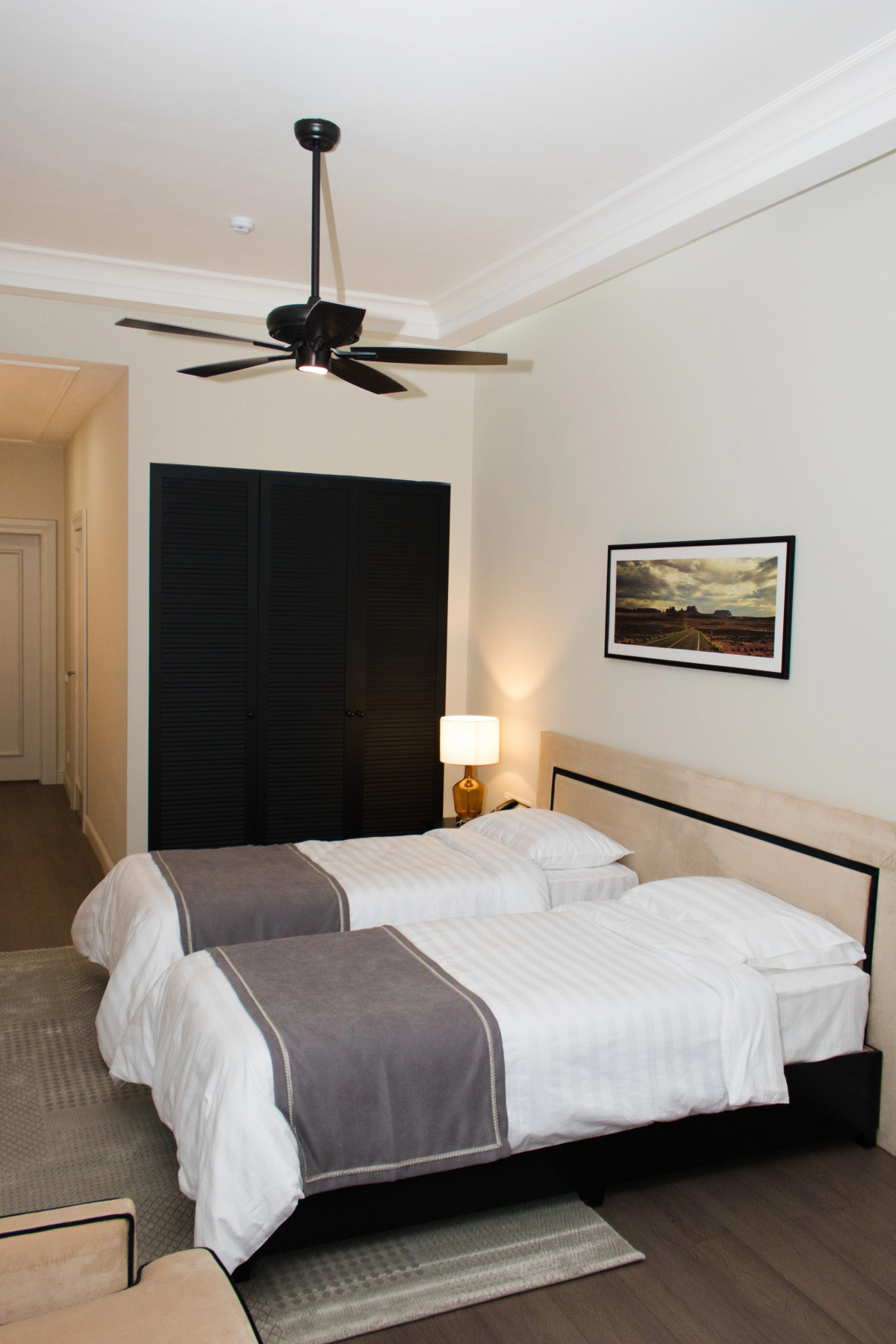 Отель Madison Ave