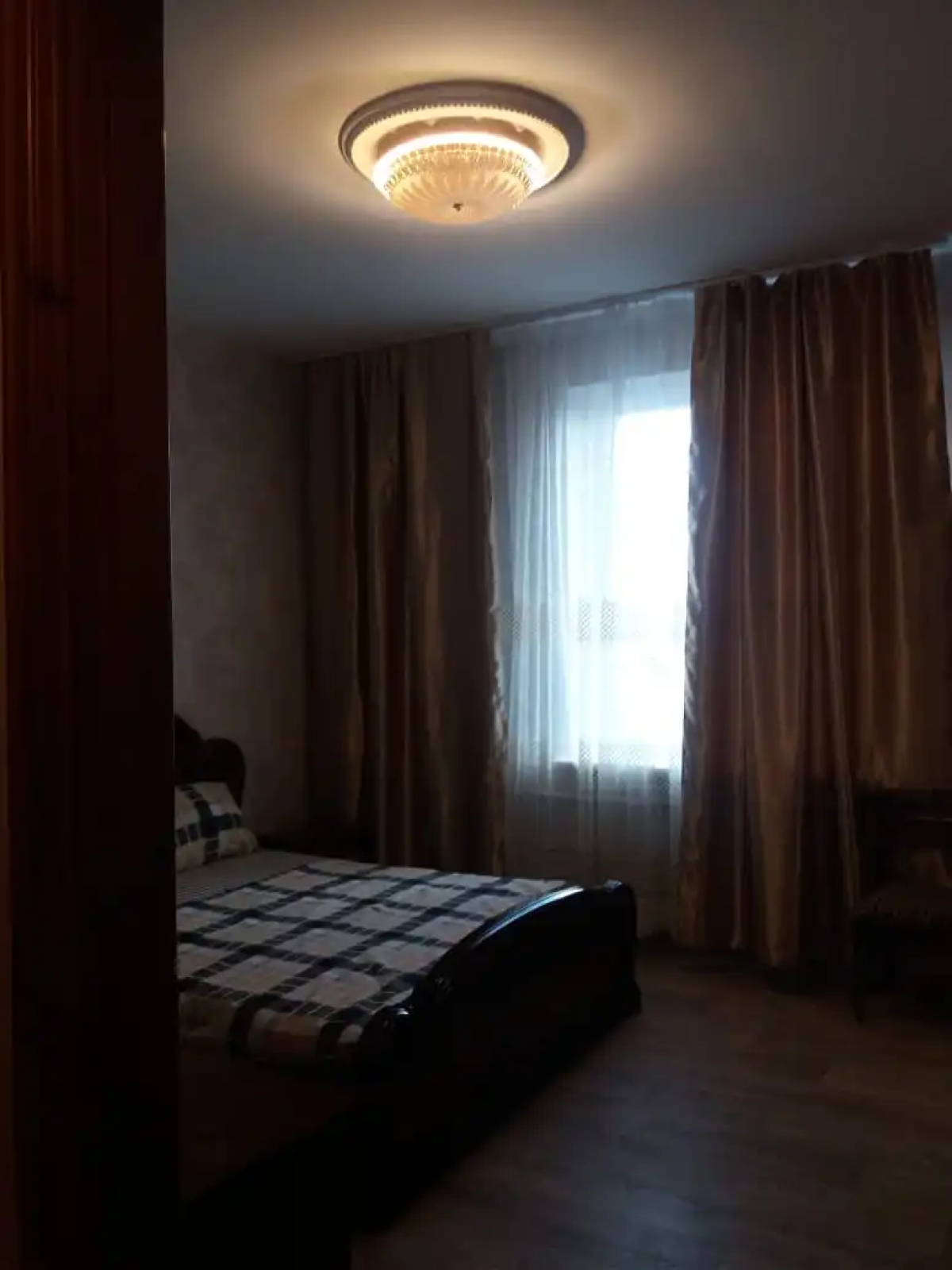 Апартаменты 3 комнатная квартира на аллее героев 2