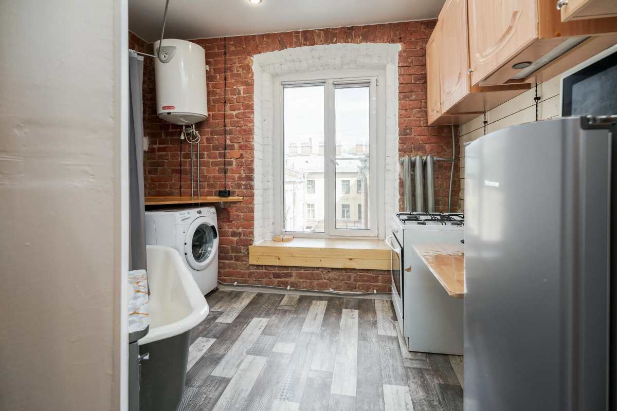 Апартаменты SREDNYAYA PODYACHESKAYA 6 APARTMENTS Просторные трехкомнатные апартаменты Park Lane Inn для 3-х взрослых