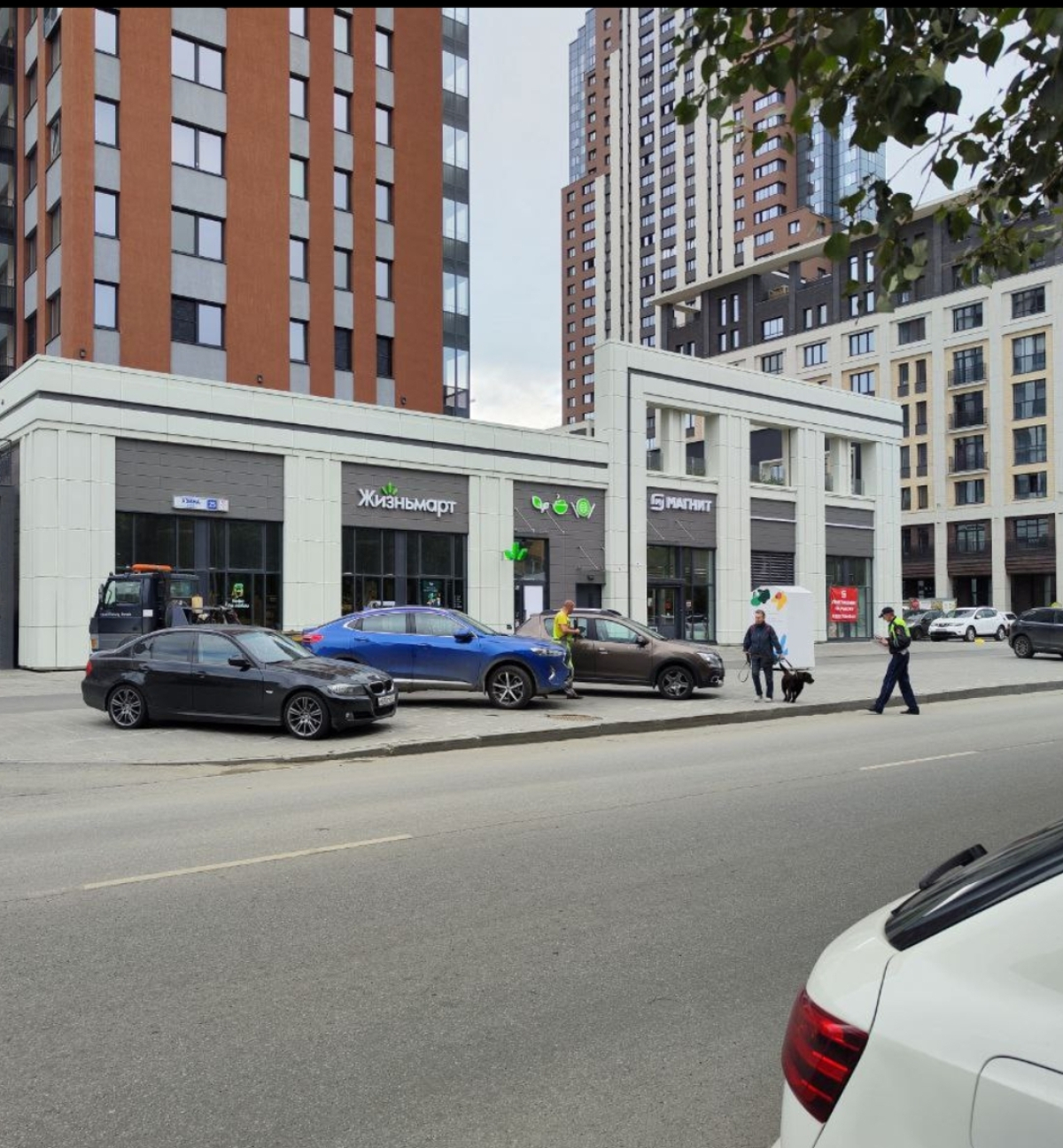 Квартира на Азина 25