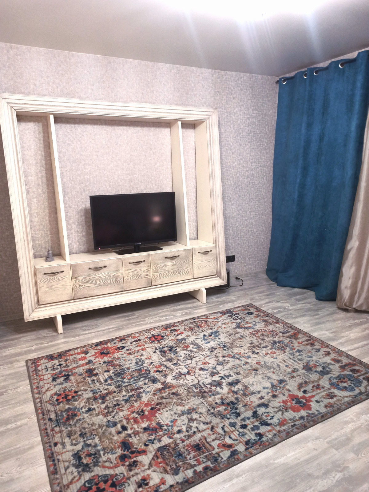 Квартира Двухкомнатная Улица Красина 60