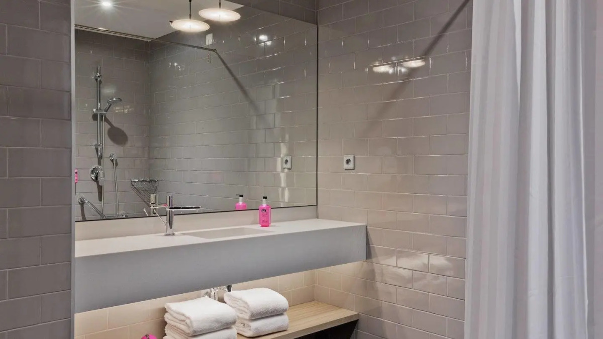 Moxy Tbilisi, a Marriott Hotel