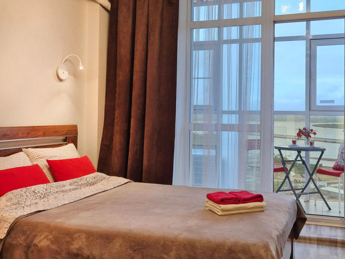 Квартира-студия с красивым видом на Амур