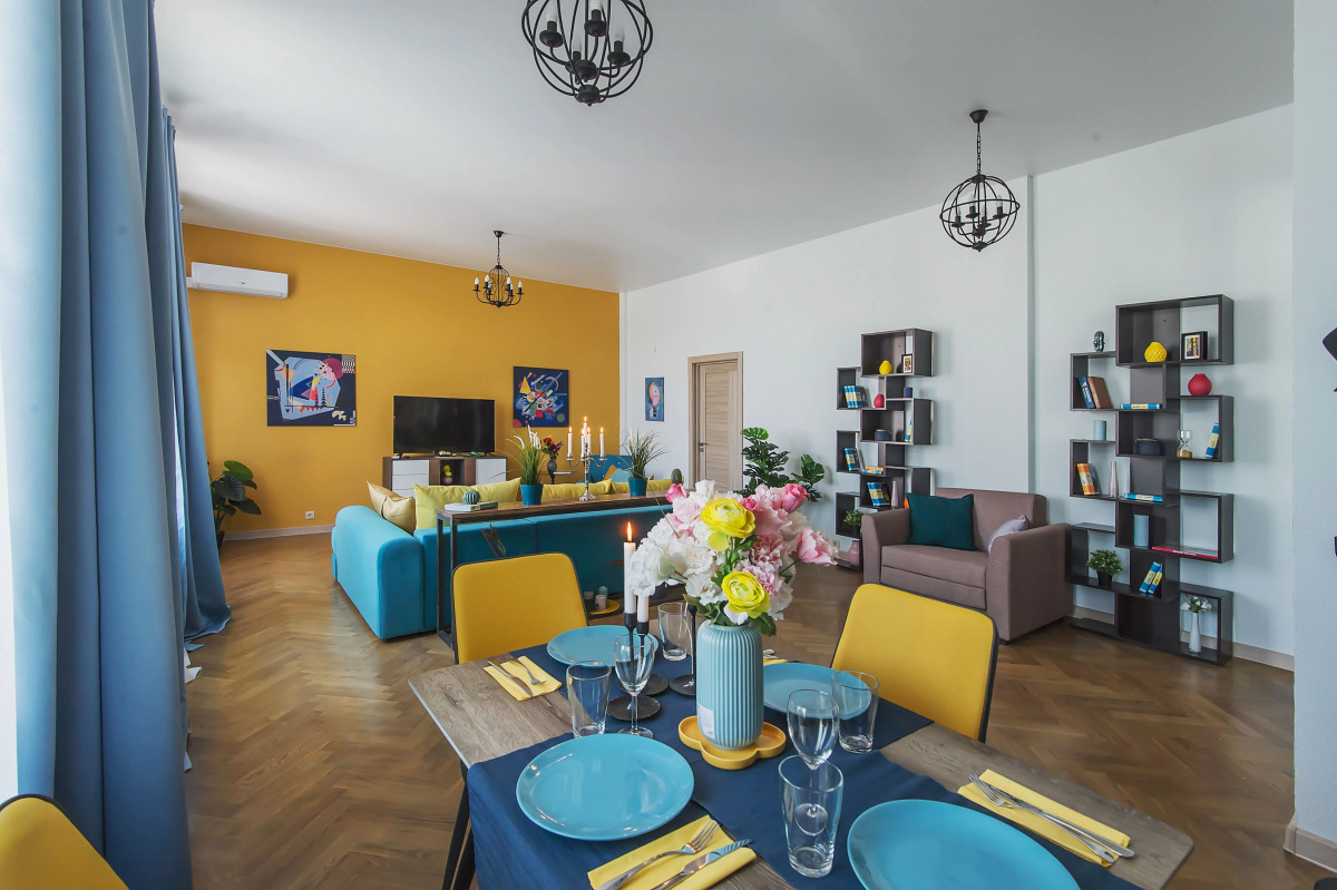 Квартира GM Apartments в легендарном Доме на Набережной