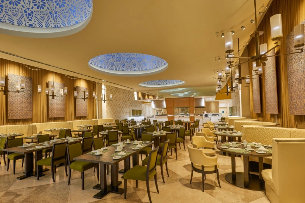 Отель Salalah Gardens Hotel Managed by Safir Hotels & Resorts