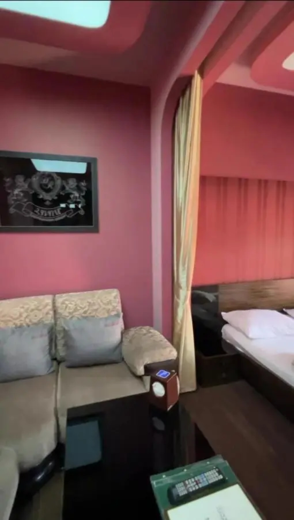 Отель Roma Yerevan & Tours