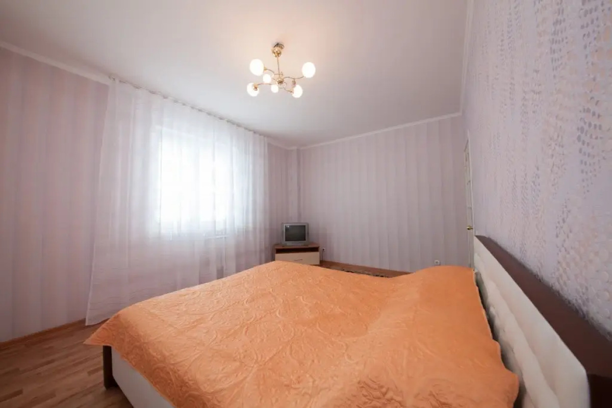 Апартаменты КвартировЪ на Батурина 30/2