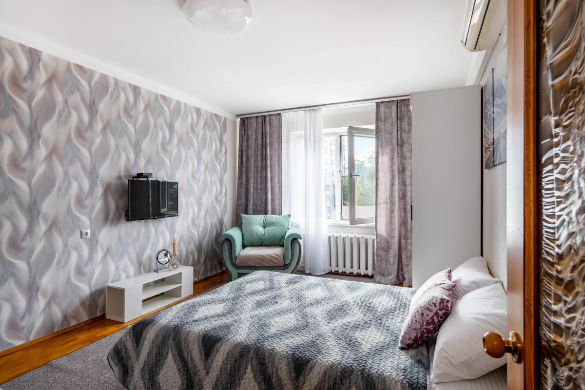 Квартира ПосуткаРу Краснознам 59 ТЦ Вершина Плаза и Центральный стадион