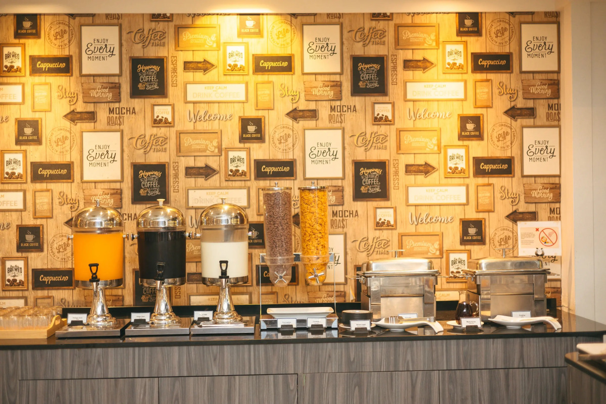 Отель Heeton Concept Pattaya by Compass Hospitality