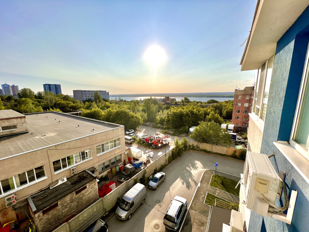 Апартаменты на Ново-Садовой, 106 (лит. О)  с видом на реку Волгу