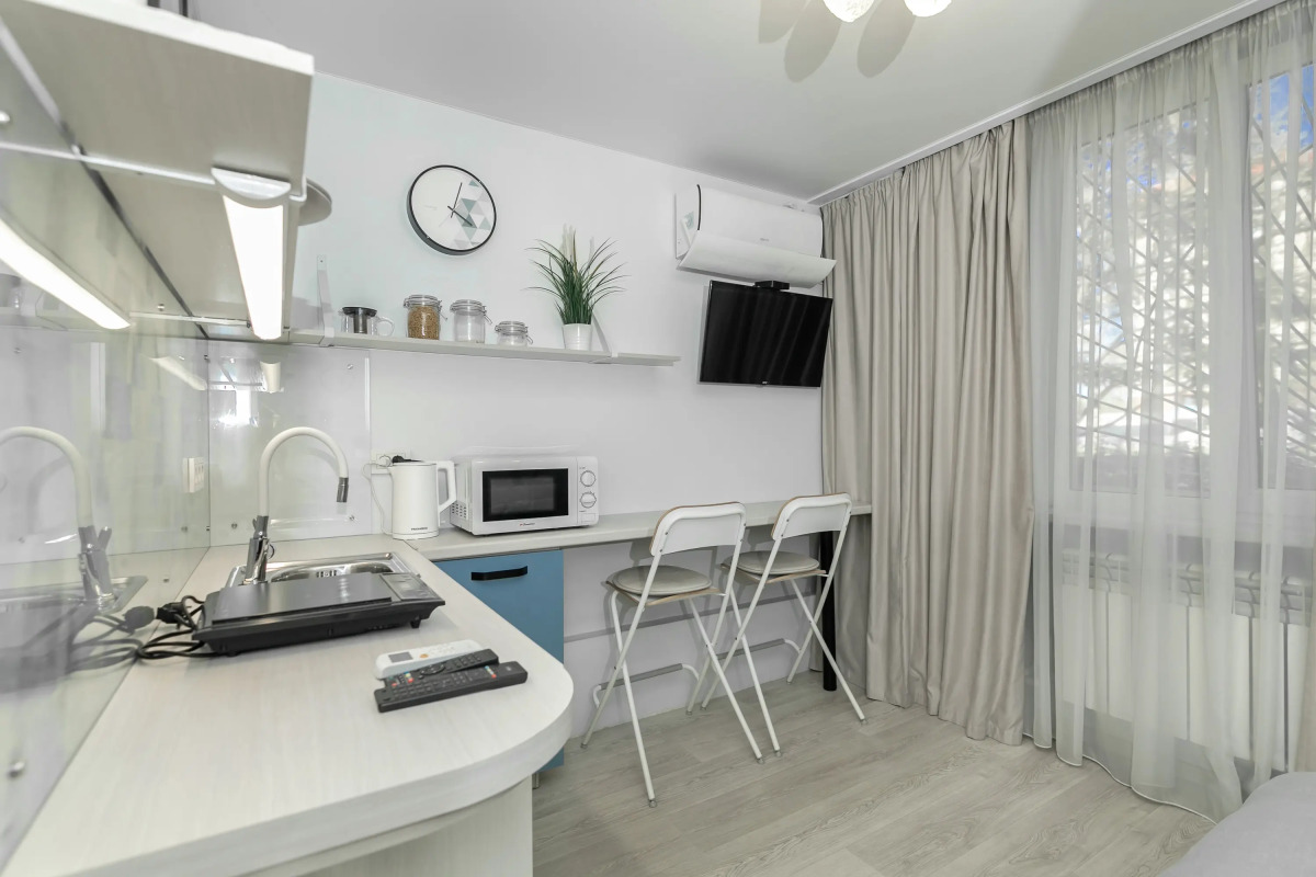 Апартаменты на Острякова 2