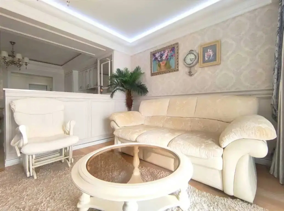 Квартира Несебрская 14