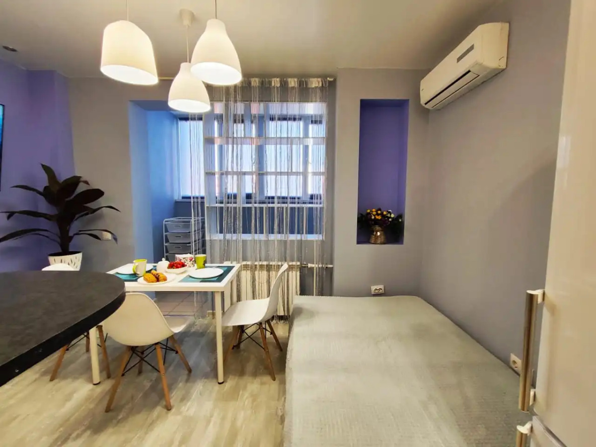 Квартира на Венеры 21