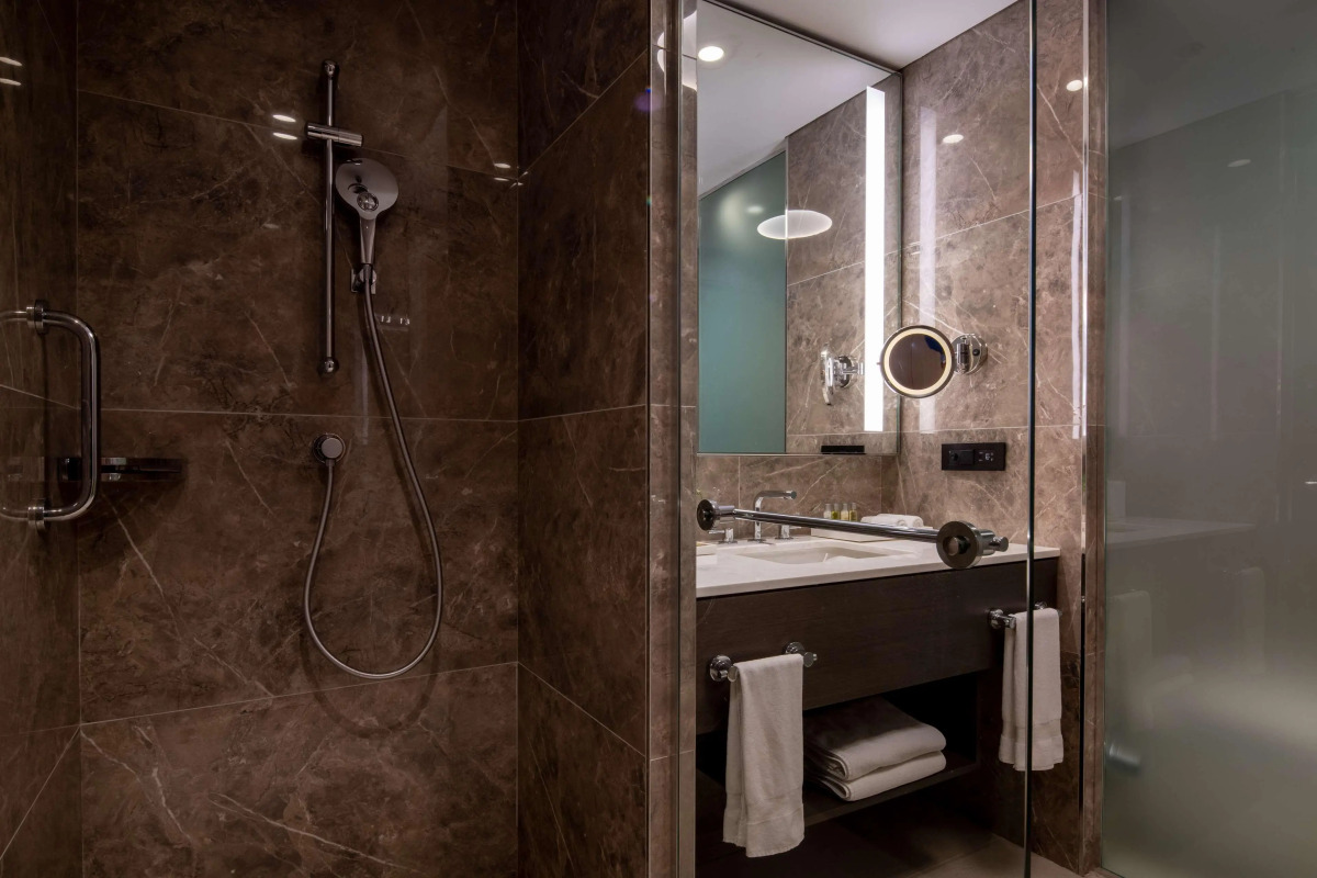 Отель Centro Westside by Rotana