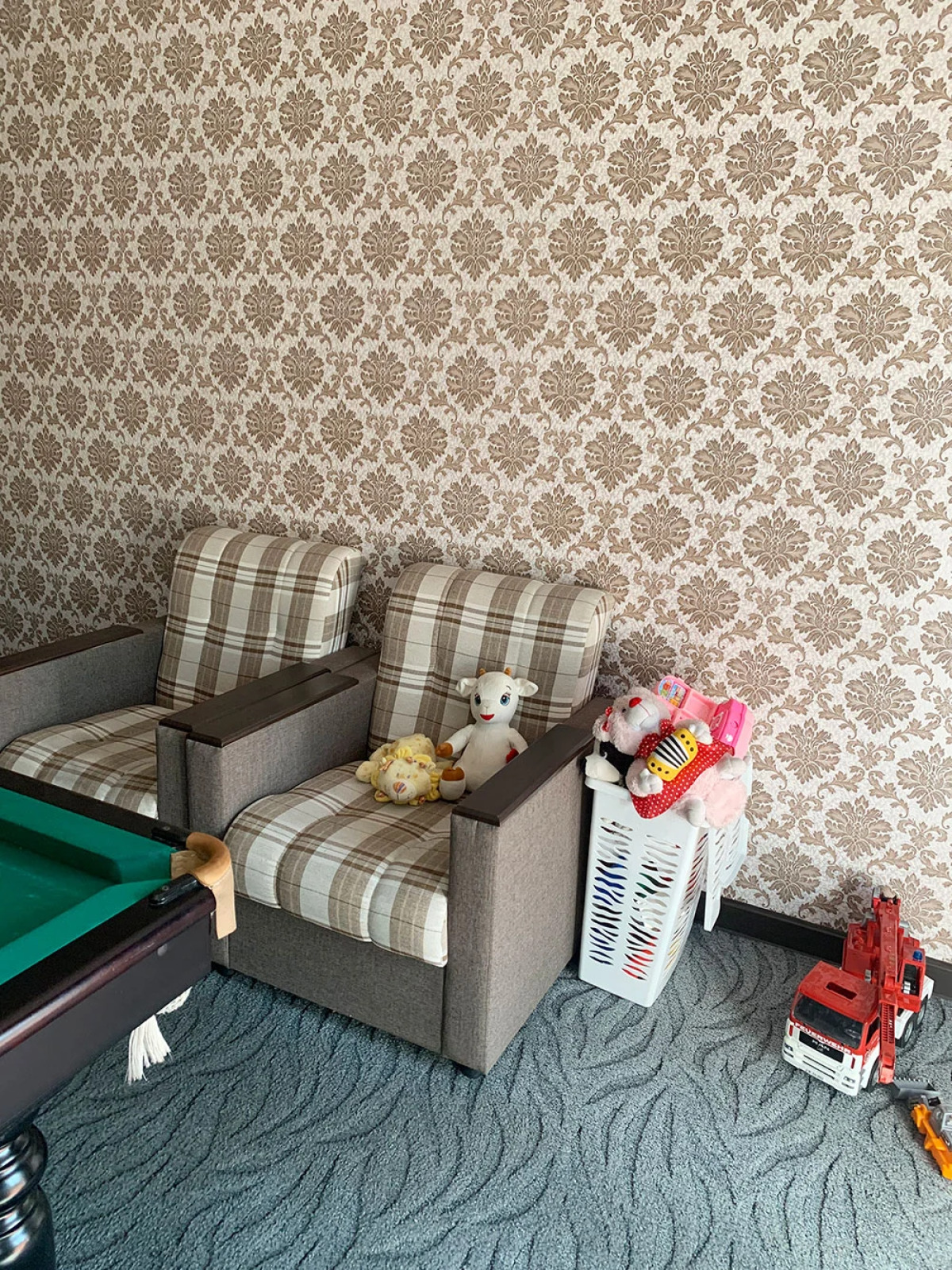 Отель Корона