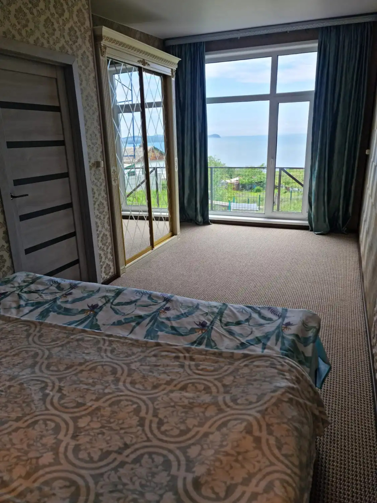 Вилла Бархатная B