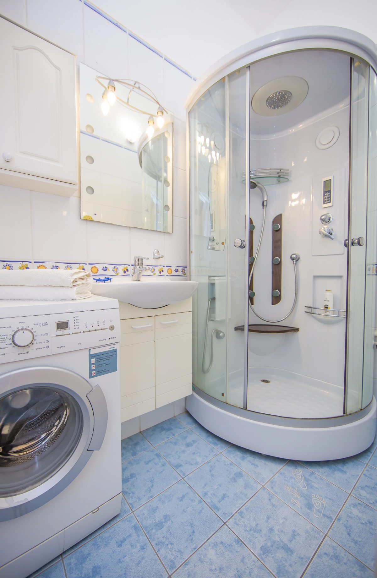 Апартаменты St. Isaak's 4 bedroom & 3 bathroom