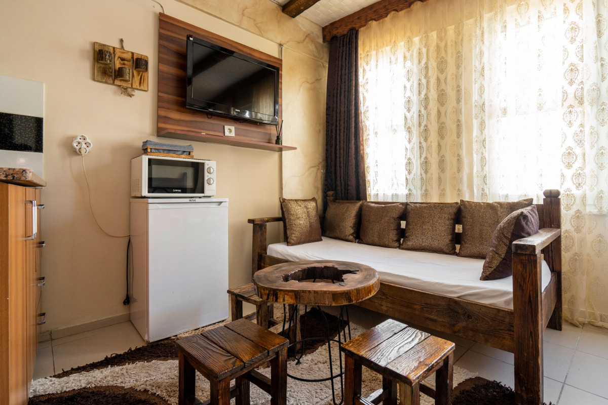 Pi Home & Apartments