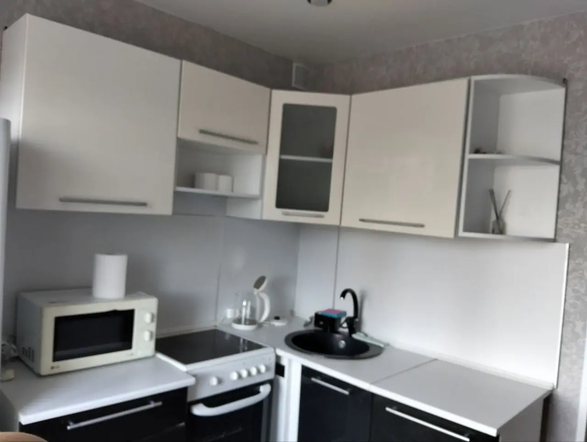 Квартира 2комн на ул.Жуковского 5, рядом с ФСК