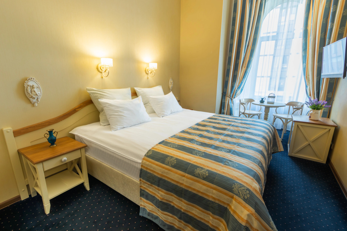 Меблированные комнаты Блюз на Невском