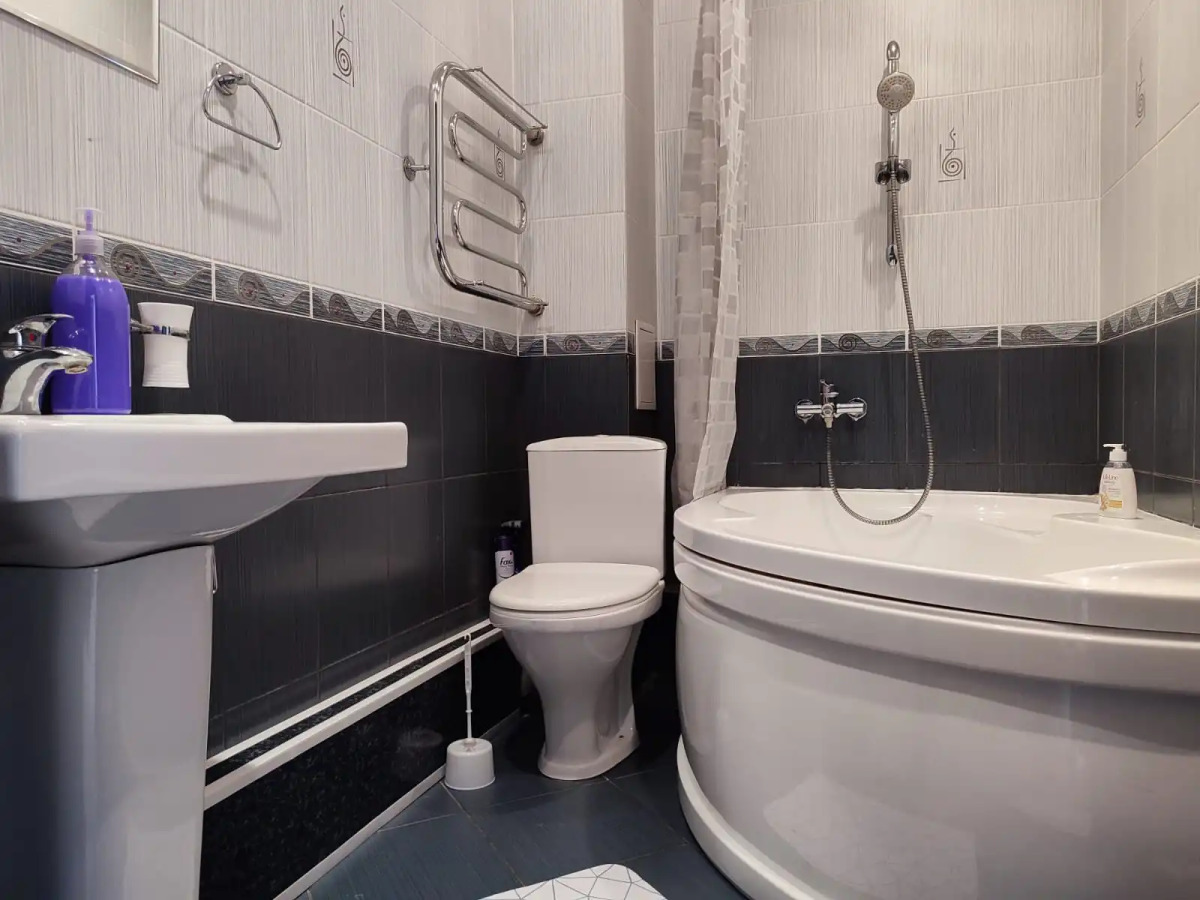 Апартаменты LikeHome на Салмышской 64/1