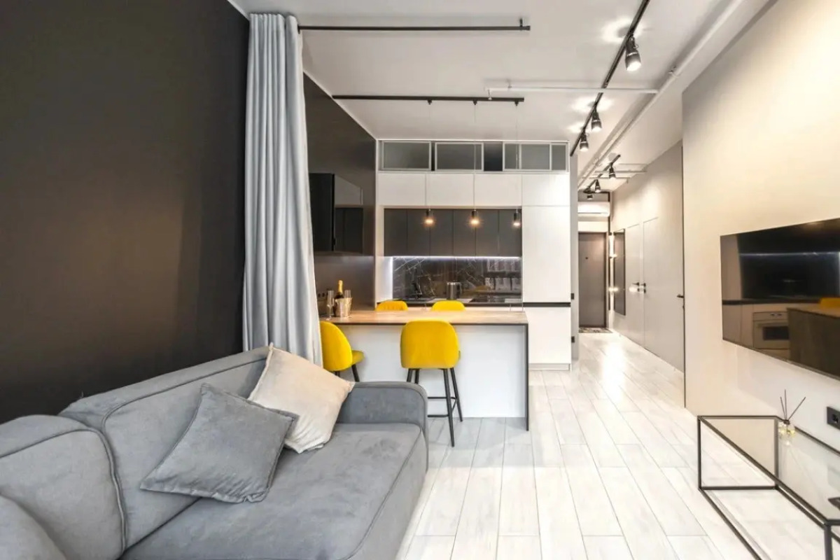 Апартаменты Улучшенные с Балконом Elite Apartments