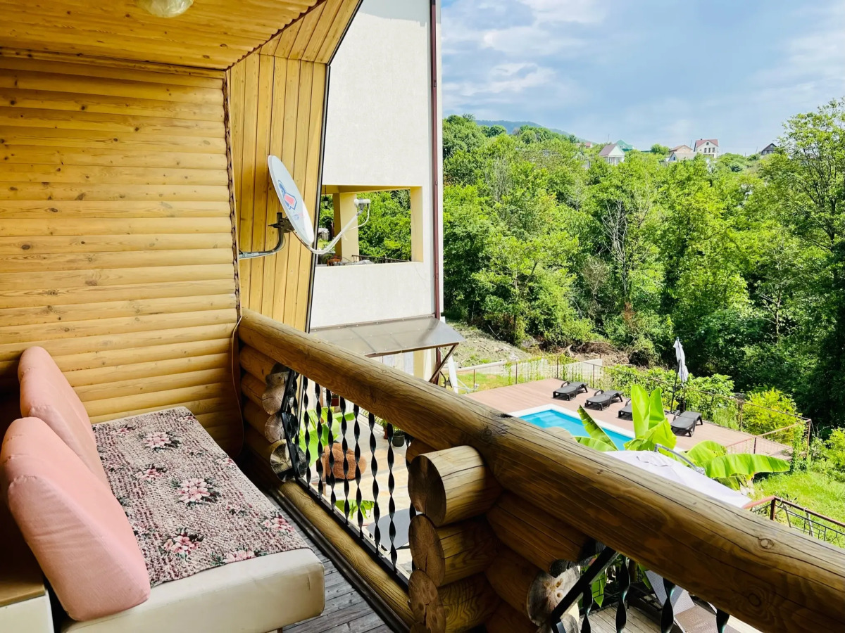 Гостевой дом Солнечная долина коттеджи Гости-24