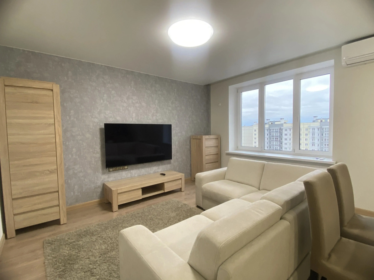 Апартаменты у метро Грушевка