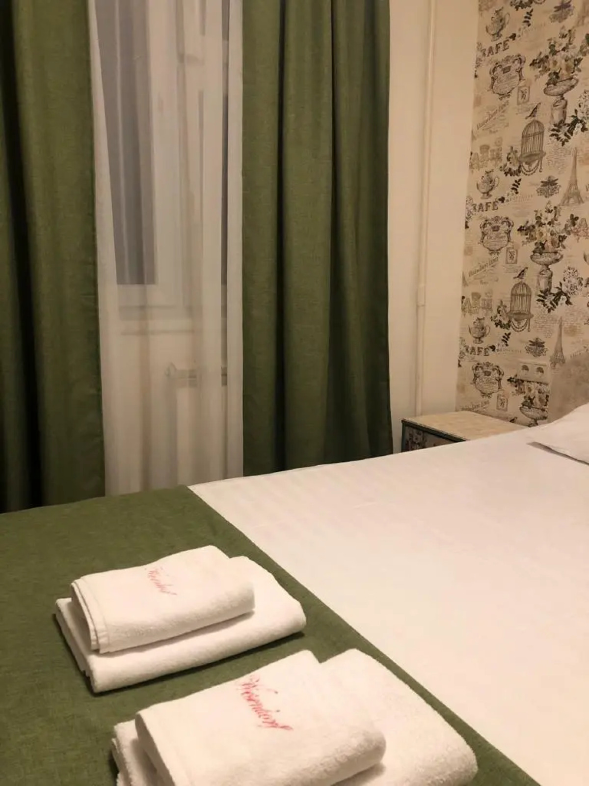 Отель Мажор