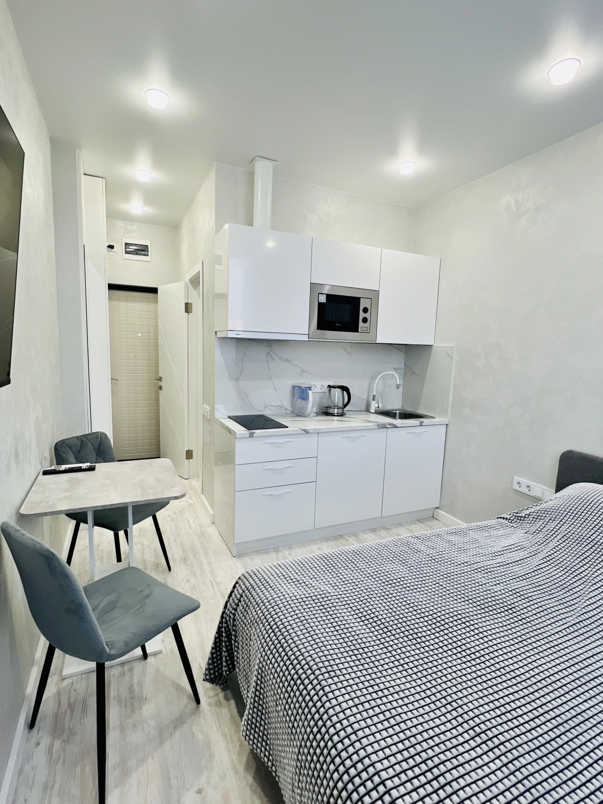 Апартаменты Новая студия в центе Адлера