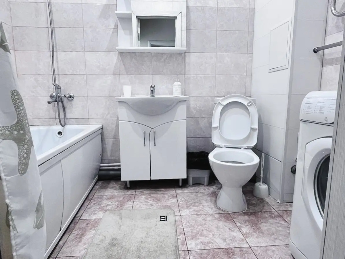 Квартира Двухкомнатная Комсомольская 84б