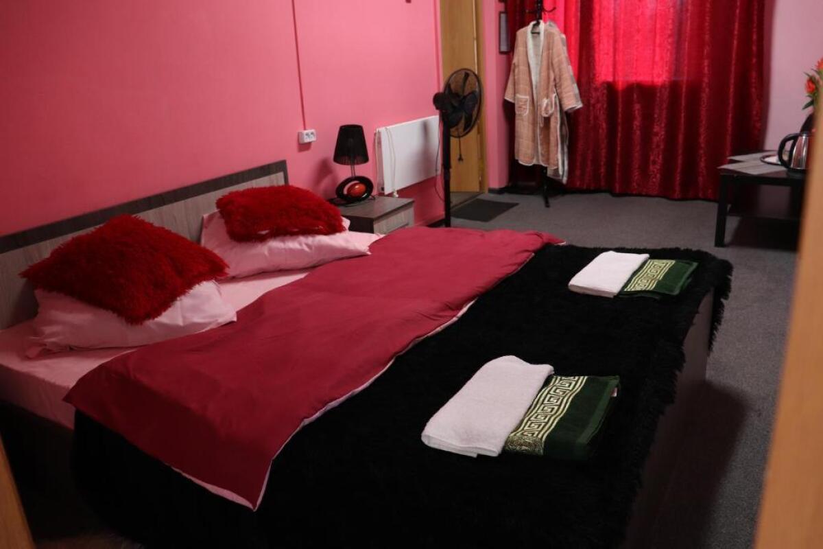 Отель Визит