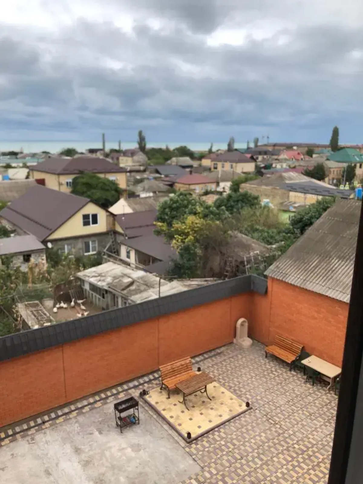 Апартаменты  в новом частном трехэтажном доме