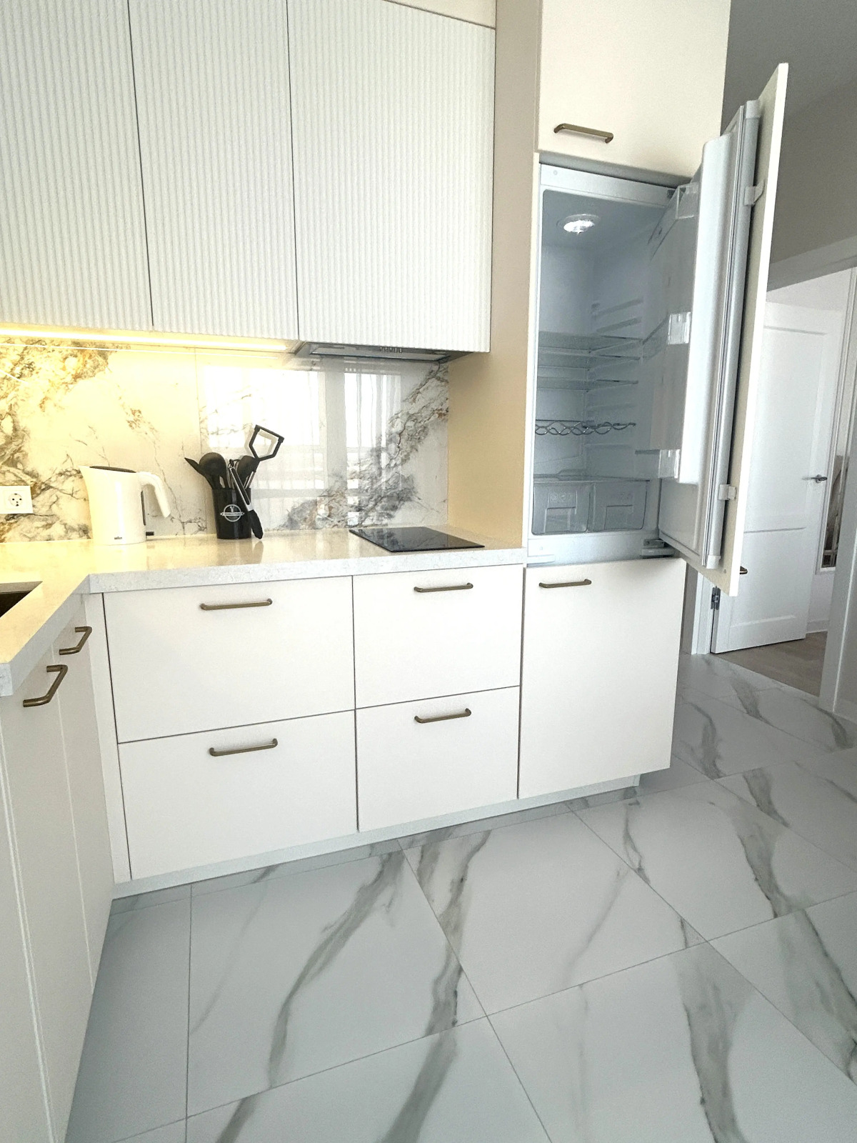 Шикарная Квартира с Видом на Реку и Город