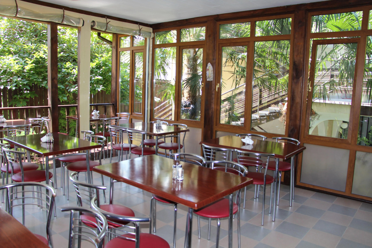 Отель Лучистая