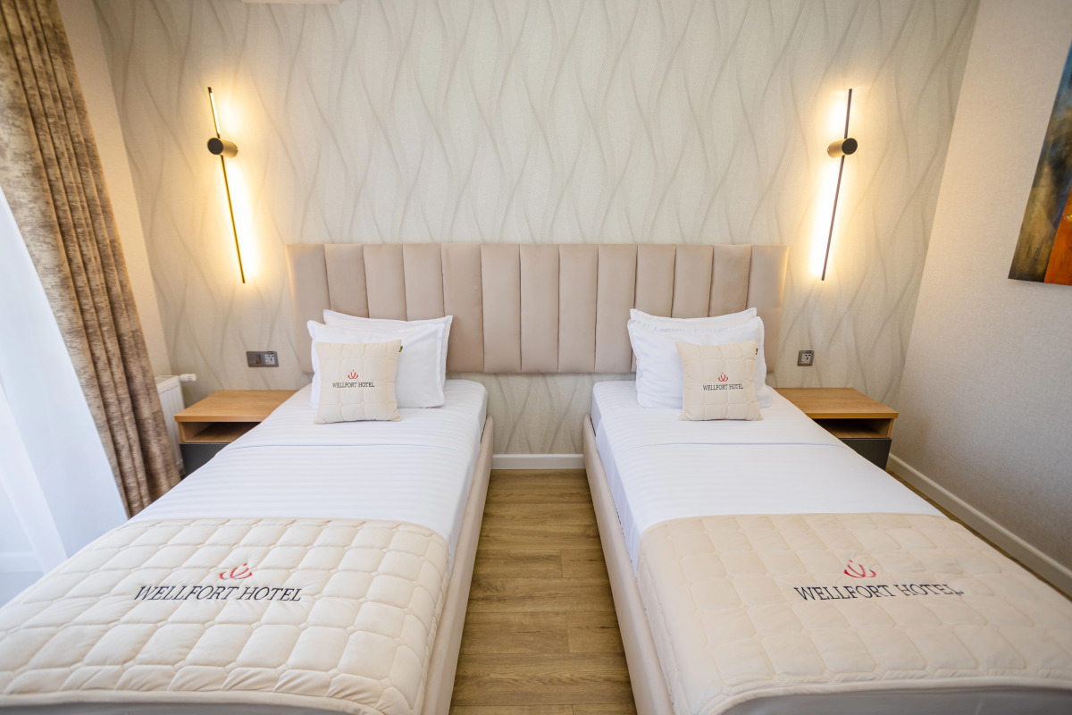Отель Wellfort