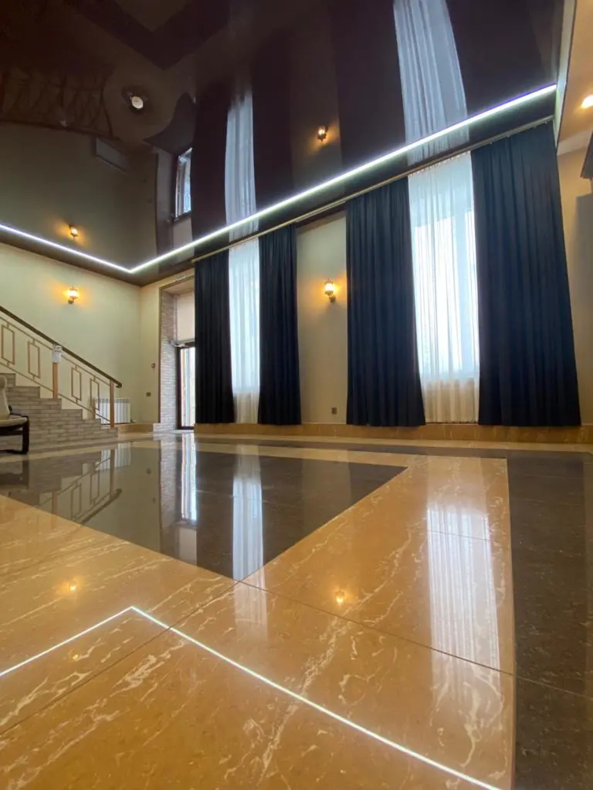 Отель Венеция