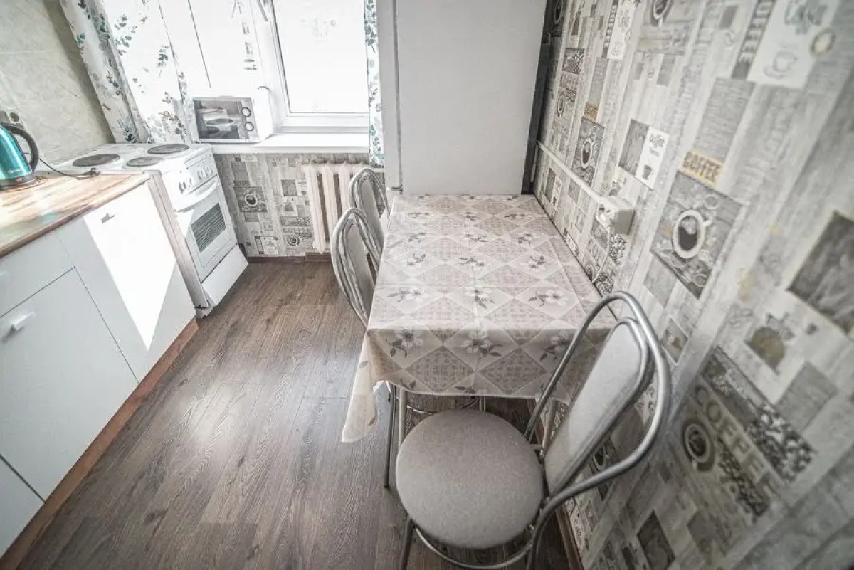 Квартира Сахалинская 8