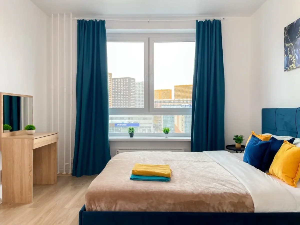 Апартаменты Sunny Days Apartment Оранж Парк 13