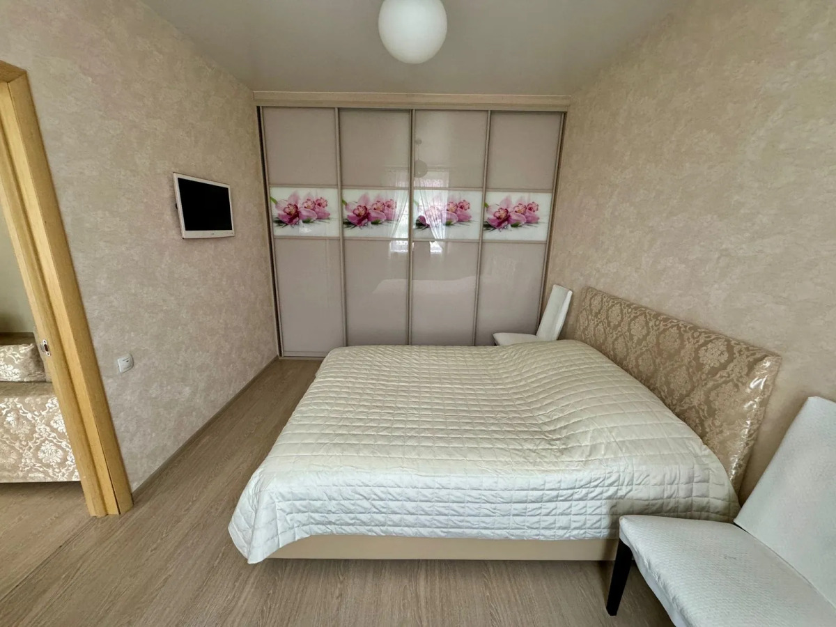 Апартаменты Ленинградская 63