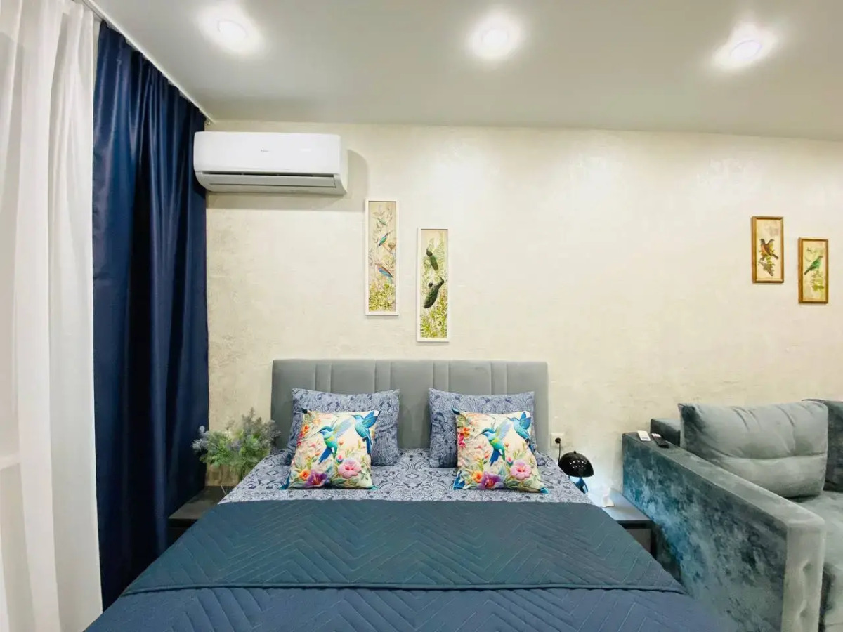 Квартира Люкс Королевский синий