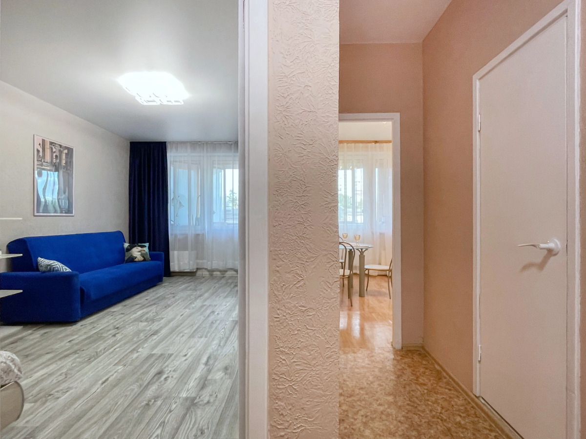 Квартира Welcome Home с Балконом у Метро Народное Ополчение