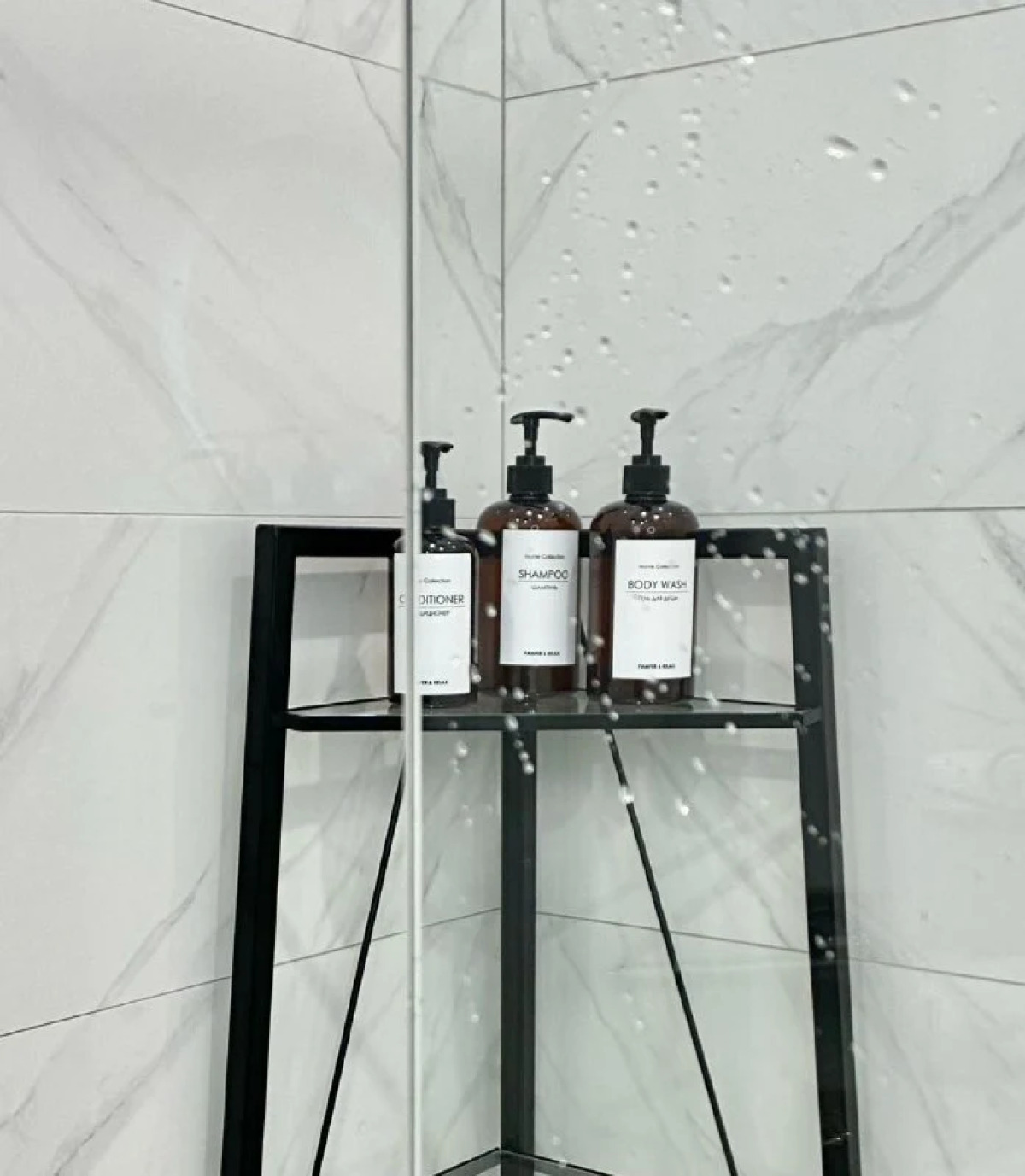 Квартира Flatirini с панорамными окнами в новом ЖК 1