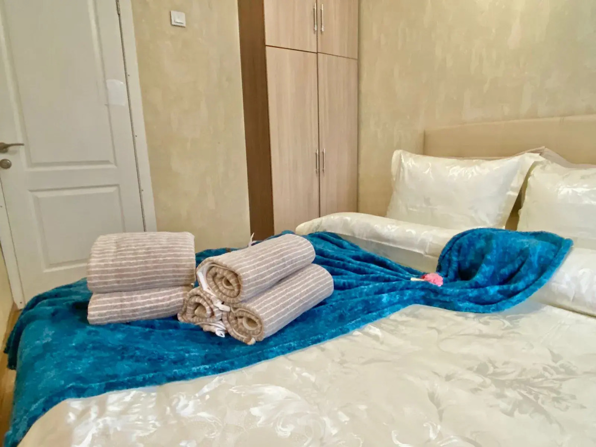 Квартира GoldApart на улице 1-я Дубровская 2Б