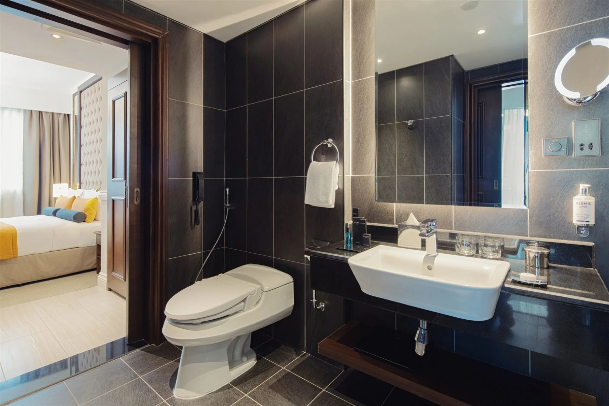 Отель Dukes The Palm Dubai