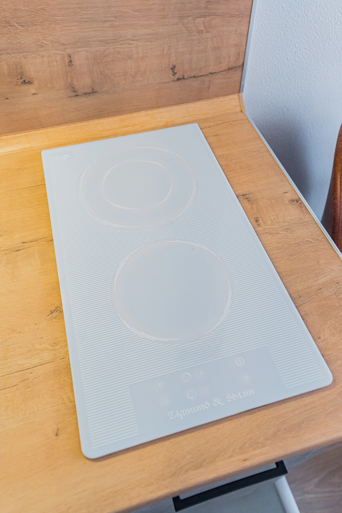 Апартаменты Класса Люкс с Дизайнерским Ремонтом от LetoApart