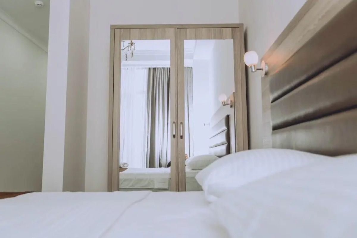 Отель Royal Medis