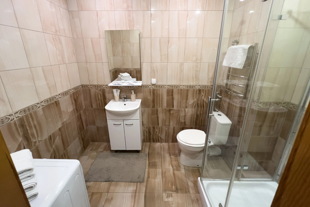 Апартаменты студия в одном из оживленных районов левого берега по улице Немировича -Данченко!