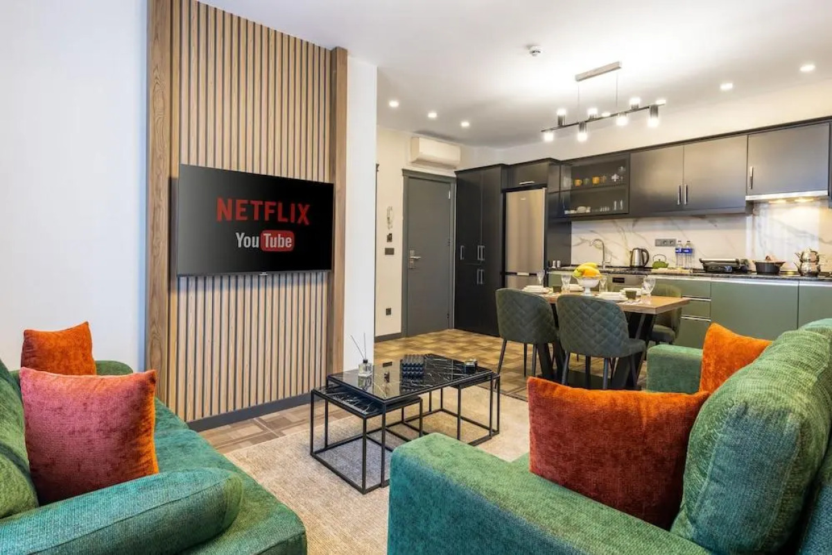 Отель BayMari Suites City Life